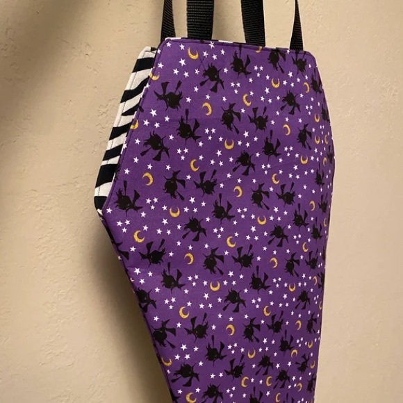 Witchy coffin shaped tote bag - Picture 2 of 5